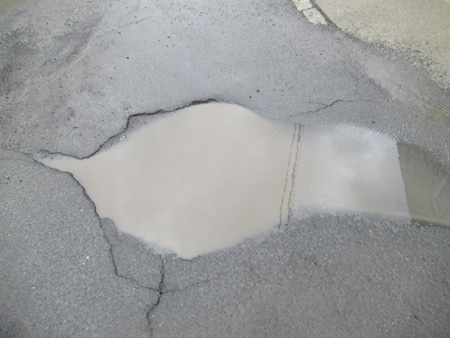 The Official NY State Fiber Optic Pothole Remains The Same